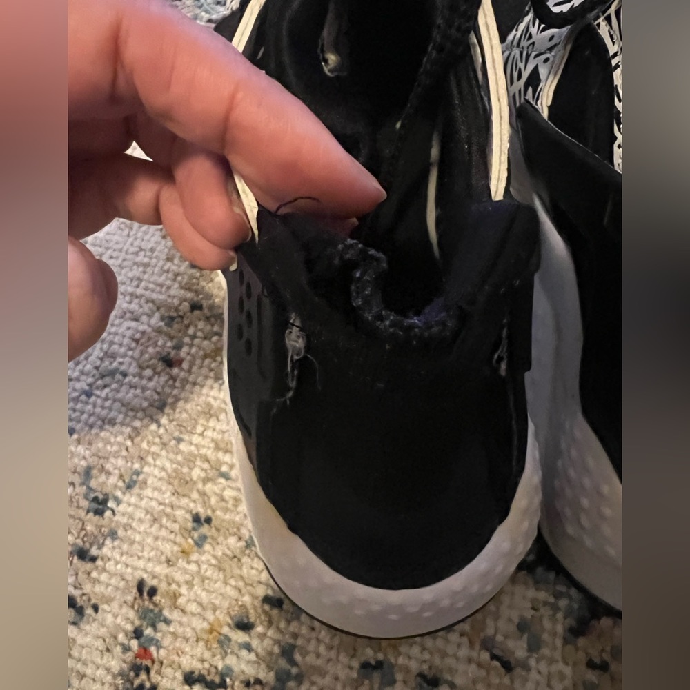 Women Air Huarache - Picture 5 of 11
